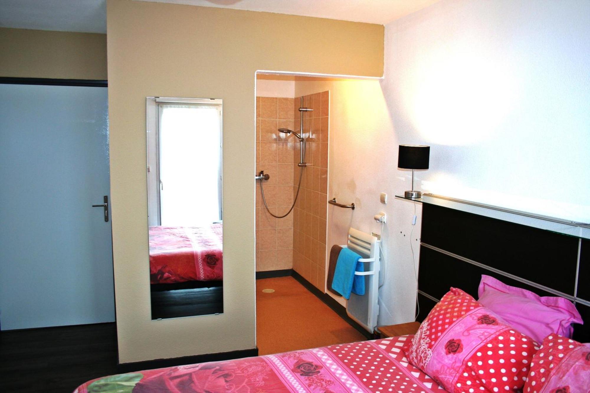 Chazelles  Bonabri Vacances - Chambres D'Hotes الغرفة الصورة